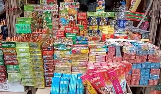 Fire Crackers' market set ahead of Laxmi Puja in Tripura
